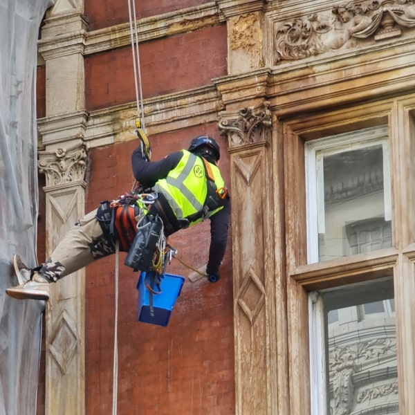 ssg abseiling - window cleaning maintenance construction service